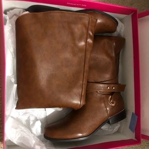 Never worn riding boots!